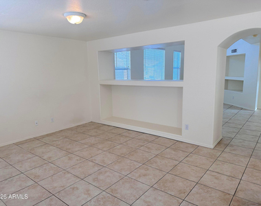 4106 E Chambers Street - Photo Thumbnail 12