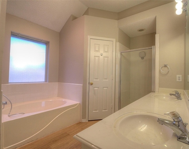 7409 Glen Drive - Photo Thumbnail 13