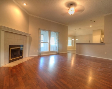7409 Glen Drive - Photo Thumbnail 3