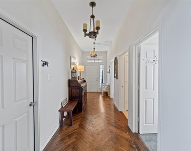201 Mill Street - Photo Thumbnail 9