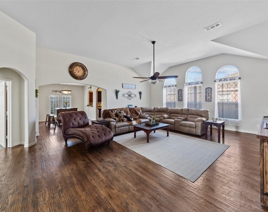 201 Mill Street - Photo Thumbnail 4