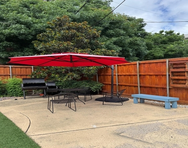 4335 Cedar Springs Road - Photo Thumbnail 6