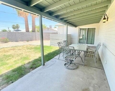 6820 E Moreland Street - Photo Thumbnail 3
