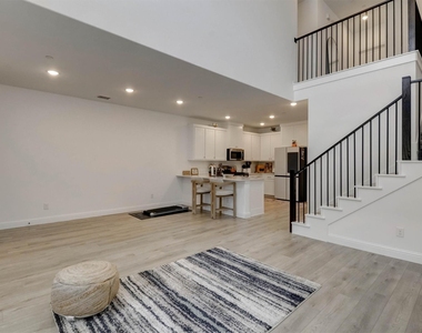 7031 Cedar Creek Drive - Photo Thumbnail 2