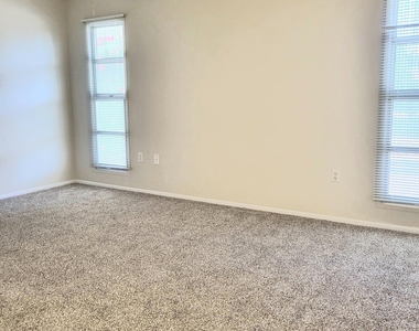 12919 W Jadestone Drive - Photo Thumbnail 11