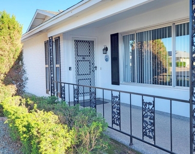 12919 W Jadestone Drive - Photo Thumbnail 3