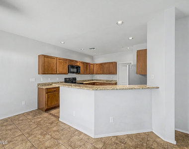 1250 S Rialto -- - Photo Thumbnail 7