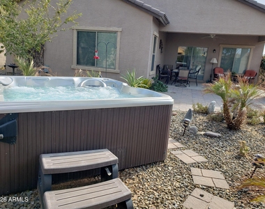 208 E Caribbean Drive - Photo Thumbnail 23
