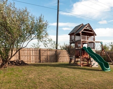 8532 Minturn Drive - Photo Thumbnail 3