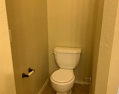 8532 Minturn Drive - Photo Thumbnail 18