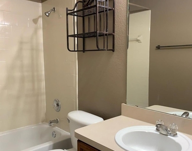 8532 Minturn Drive - Photo Thumbnail 25