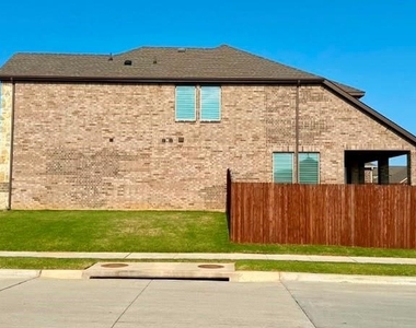 8141 Danny Scarth Lane - Photo Thumbnail 11