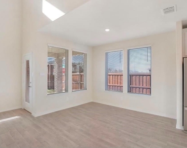 8141 Danny Scarth Lane - Photo Thumbnail 5
