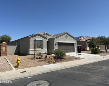 25698 W Desert Drive - Photo Thumbnail 1