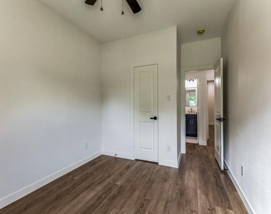 747 N Wilhite Street - Photo Thumbnail 20