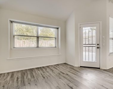 1300 Avenue C - Photo Thumbnail 6