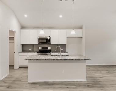 1300 Avenue C - Photo Thumbnail 4