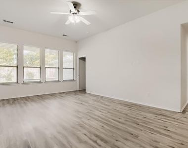 1300 Avenue C - Photo Thumbnail 2