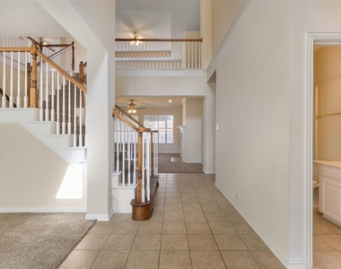 4409 Mitchell Lane - Photo Thumbnail 7