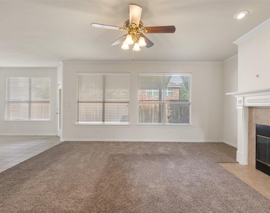 4409 Mitchell Lane - Photo Thumbnail 8