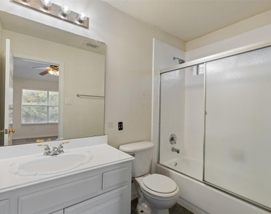 4409 Mitchell Lane - Photo Thumbnail 33