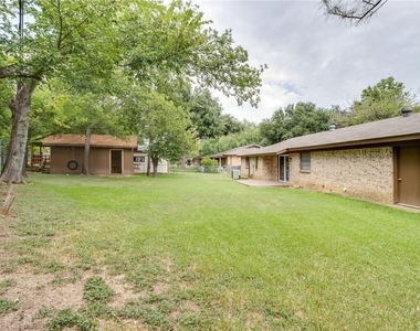 7820 Kermit Avenue - Photo Thumbnail 26