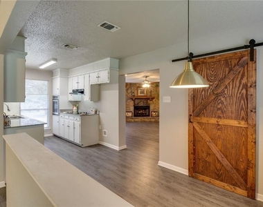 7820 Kermit Avenue - Photo Thumbnail 6