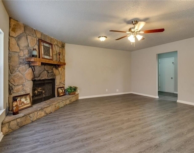 7820 Kermit Avenue - Photo Thumbnail 14