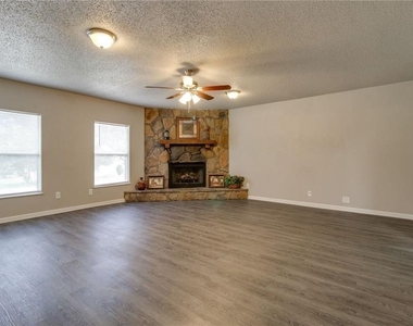7820 Kermit Avenue - Photo Thumbnail 13