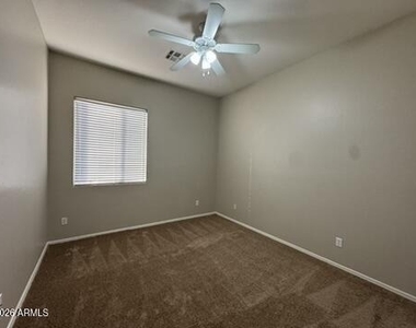 26216 N 73rd Avenue - Photo Thumbnail 20