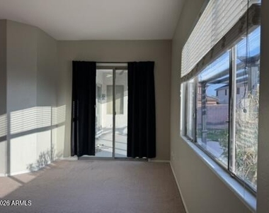 26216 N 73rd Avenue - Photo Thumbnail 15