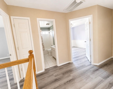 7900 Squire Lane - Photo Thumbnail 9