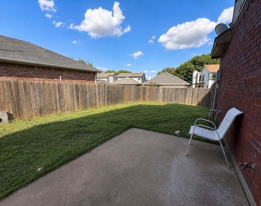 7900 Squire Lane - Photo Thumbnail 18