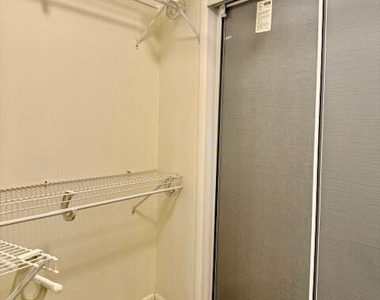 11801 N Coggins Drive - Photo Thumbnail 14