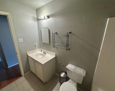 4612 Bellcrest Drive - Photo Thumbnail 20