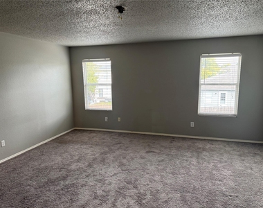 4612 Bellcrest Drive - Photo Thumbnail 24