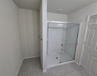 1126 Ainsley Lane - Photo Thumbnail 8