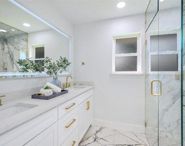 2400 Bengal Lane - Photo Thumbnail 20