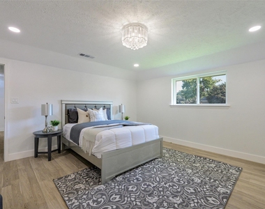 2400 Bengal Lane - Photo Thumbnail 17
