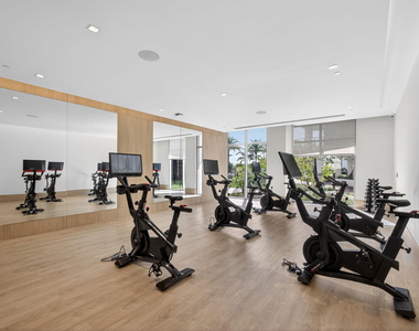 220 Lake Shore Drive - Photo Thumbnail 75