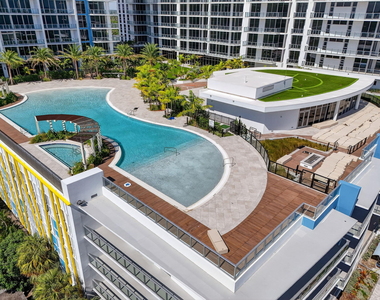 220 Lake Shore Drive - Photo Thumbnail 36