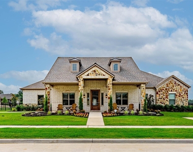 209 Fairmeade Drive - Photo Thumbnail 13