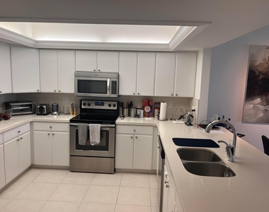 5100 N Ocean Boulevard - Photo Thumbnail 2