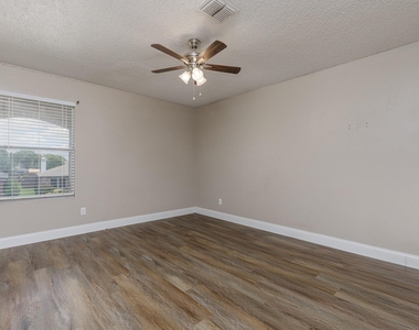2228 Bradford Pear Drive - Photo Thumbnail 22