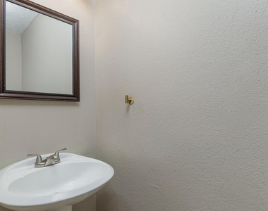 2228 Bradford Pear Drive - Photo Thumbnail 24