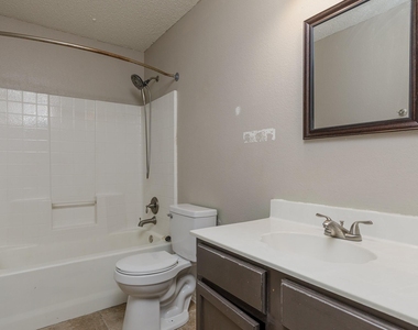 2228 Bradford Pear Drive - Photo Thumbnail 21