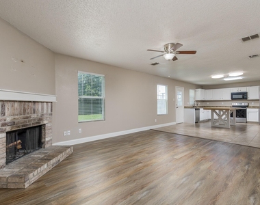 2228 Bradford Pear Drive - Photo Thumbnail 9