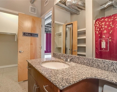 221 W Lancaster Avenue - Photo Thumbnail 9