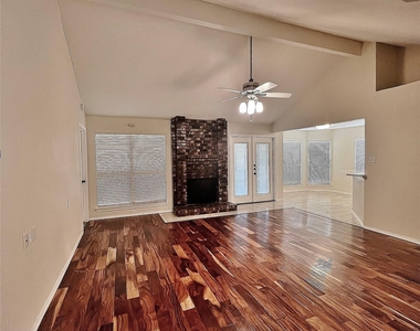 4808 Waxwing Drive - Photo Thumbnail 3