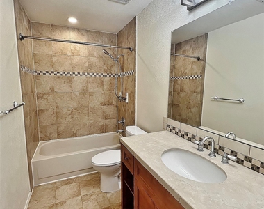 4808 Waxwing Drive - Photo Thumbnail 7